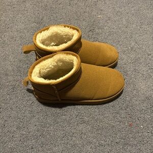 Cozy Tan Women's Slippers
